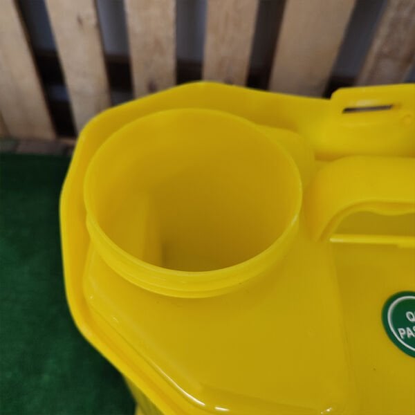 AK-MAK ŞARJLI 16 LİTRE SIRT POMPASI SARI BASINÇ AYARLI SIRT PULVERİZATÖRÜ İLAÇLAMA MAKİNASI